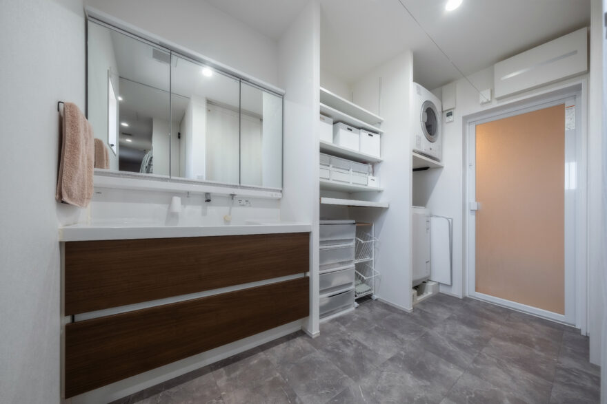 木と光が心地よい、広がりのある住まい｜松山市｜注文住宅10